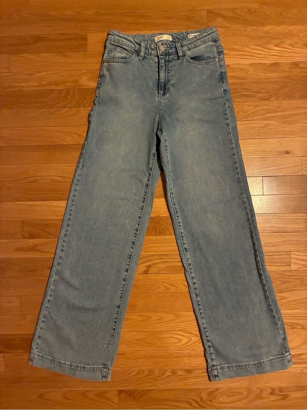 Oat New York Straight-Leg High-Rise Jeans - Light Blue Wash